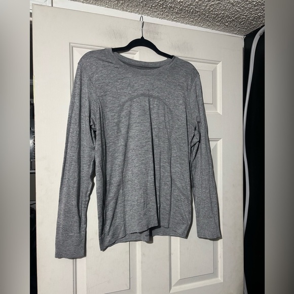 Lululemon Swiftly Relaxed Long Sleeve - Picture 3 of 3